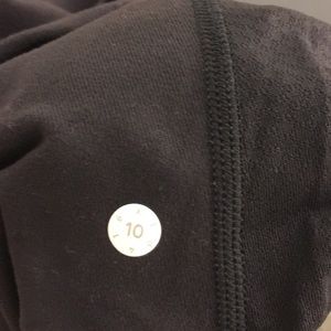 lululemon athletica Pants - Lululemon black soft pant w/ pockets sz 12 64470 lululemon athletica Pants - Lululemon black soft pant w/ pockets sz 12 64470